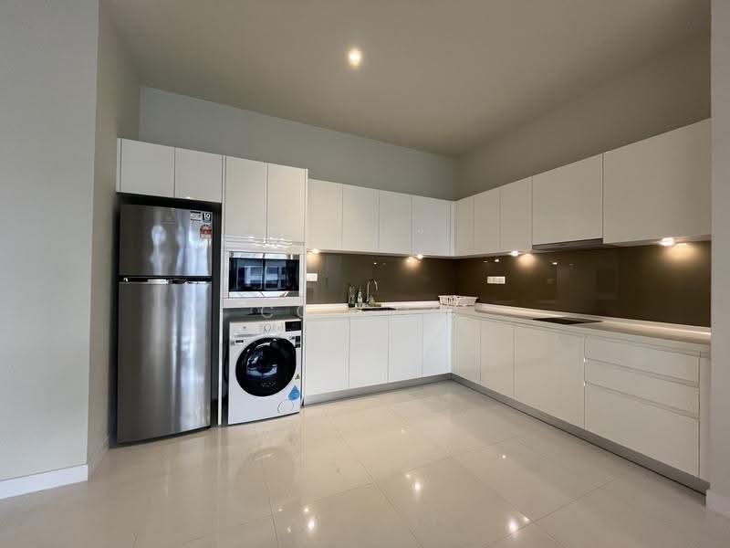 Service Residence for Sale at Service Suites @ Pavilion Embassy - CC Goo - Kitchen - PropertyGuru.com.my