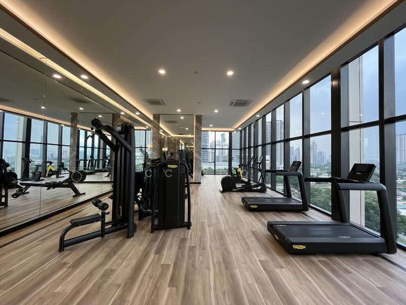 Service Residence for Sale at Service Suites @ Pavilion Embassy - CC Goo - Gym - PropertyGuru.com.my