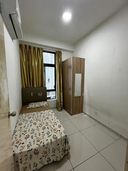 Service Residence for Rent at D'Summit Residences - Emily Hau - Bedroom - PropertyGuru.com.my