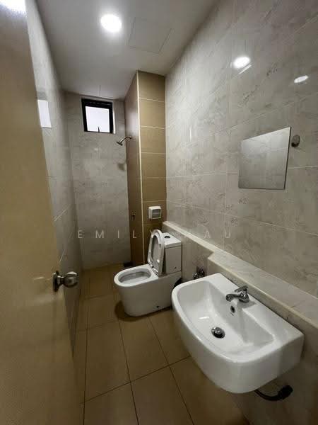 Service Residence for Rent at D'Summit Residences - Emily Hau - Bathroom - PropertyGuru.com.my