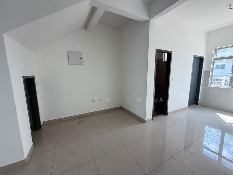 2-storey Terraced House for Sale in Bandar Dato Onn (Tebrau) - Anson Chua - Bathroom - PropertyGuru.com.my