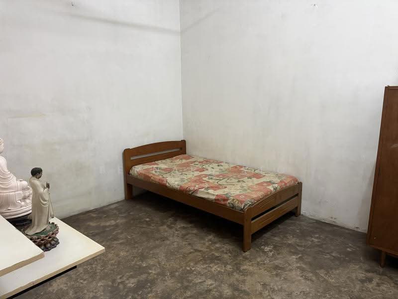 1-storey Terraced House for Sale in Seksyen 17 (Petaling Jaya) - Bernard Yeo - Bedroom - PropertyGuru.com.my