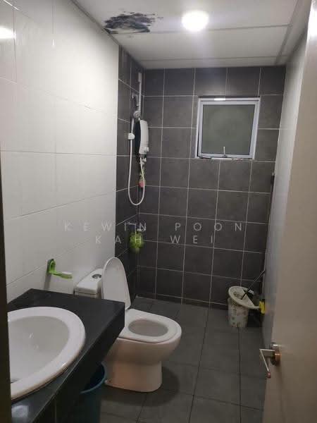 Condominium for Rent at Koi Prima Condominium - Kewin Poon Kah Wei - Bathroom - PropertyGuru.com.my