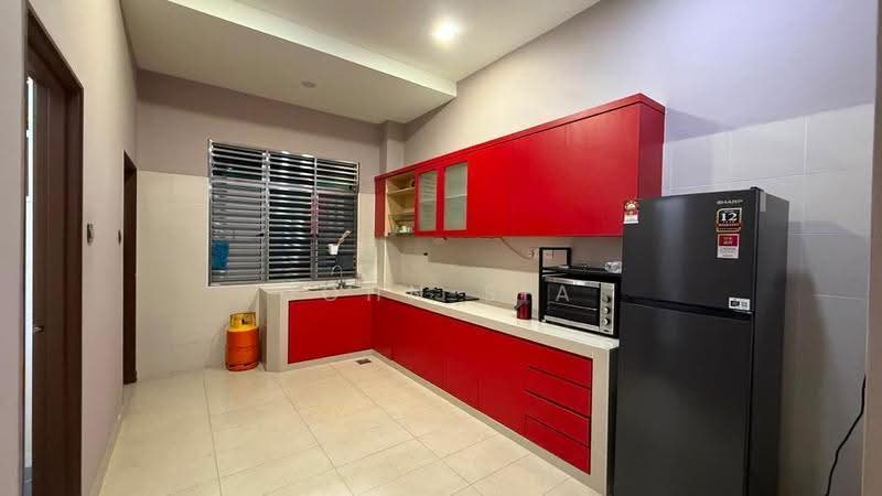 Rumah Teres 2-Tingkat untuk Disewa di Taman Mount Austin (Tebrau) - John Sia - Kitchen - PropertyGuru.com.my