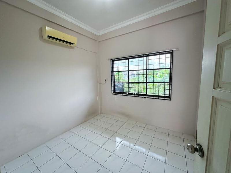 1-storey Terraced House for Sale in Batu Kawa (Kuching) - Leslie Loi - Interior - PropertyGuru.com.my