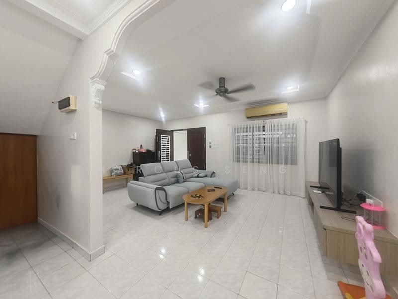 Rumah Teres 2-Tingkat untuk Dijual di Taman Ipoh Timur (Ipoh) - Marcus Seng - Living Room - PropertyGuru.com.my