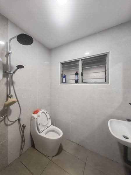 Rumah Teres 2-Tingkat untuk Dijual di Taman Ipoh Timur (Ipoh) - Marcus Seng - Bathroom - PropertyGuru.com.my