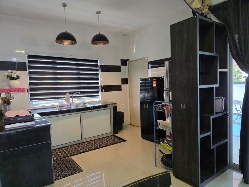 Semi-Detached House for Sale in Port Dickson (Negeri Sembilan) - Azrul Othman - Kitchen - PropertyGuru.com.my