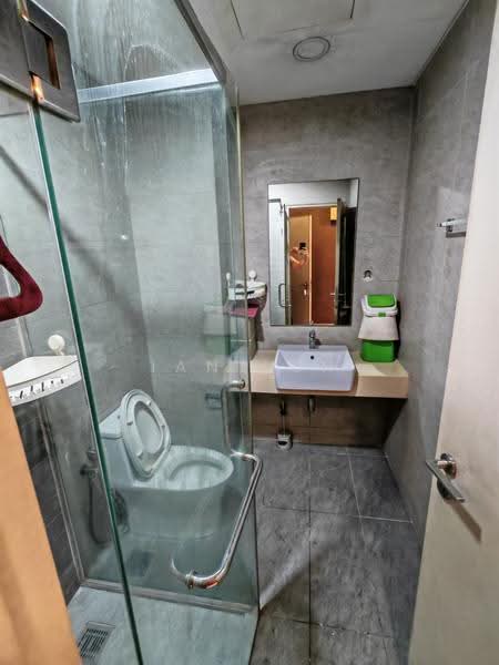 Kondominium untuk Disewa di Vivo Residential Suites - Ian Loh - Bathroom - PropertyGuru.com.my