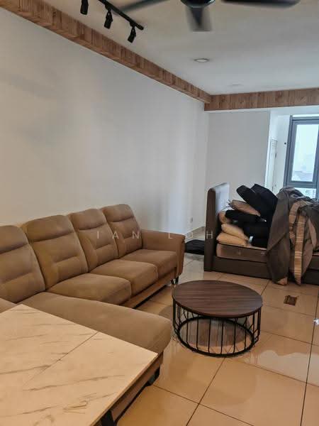 Kondominium untuk Disewa di Vivo Residential Suites - Ian Loh - Living Room - PropertyGuru.com.my