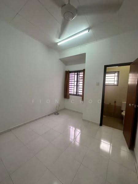 2-storey Terraced House for Rent in Taman Setia Indah (Tebrau) - Fion Choo - Bathroom - PropertyGuru.com.my
