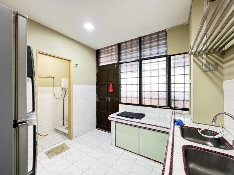 Rumah Teres 2-Tingkat untuk Dijual di Taman Johor Jaya (Johor Bahru) - Bryan Seng - PropertyGuru.com.my