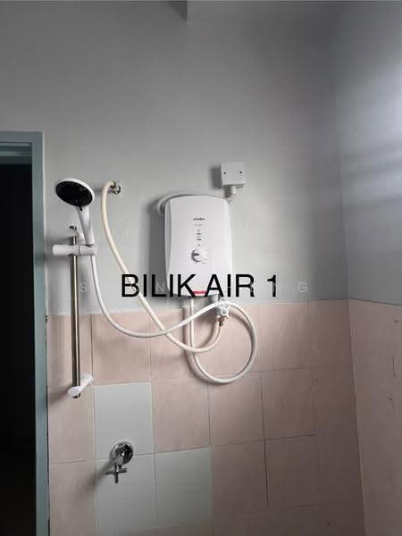 Rumah Flat untuk Disewa di Hata Square - Soon Sheng Law - Bathroom - PropertyGuru.com.my