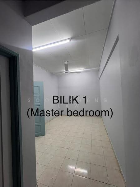 Rumah Flat untuk Disewa di Hata Square - Soon Sheng Law - Master Bedroom - PropertyGuru.com.my