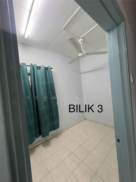 Rumah Flat untuk Disewa di Hata Square - Soon Sheng Law - Bedroom - PropertyGuru.com.my