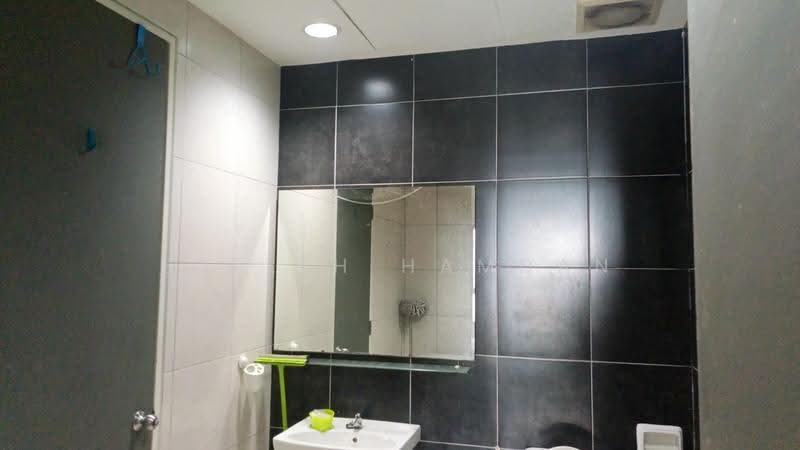 Service Residence for Rent at D'Pulze Cyberjaya - Salleh Hamdan - Bathroom - PropertyGuru.com.my
