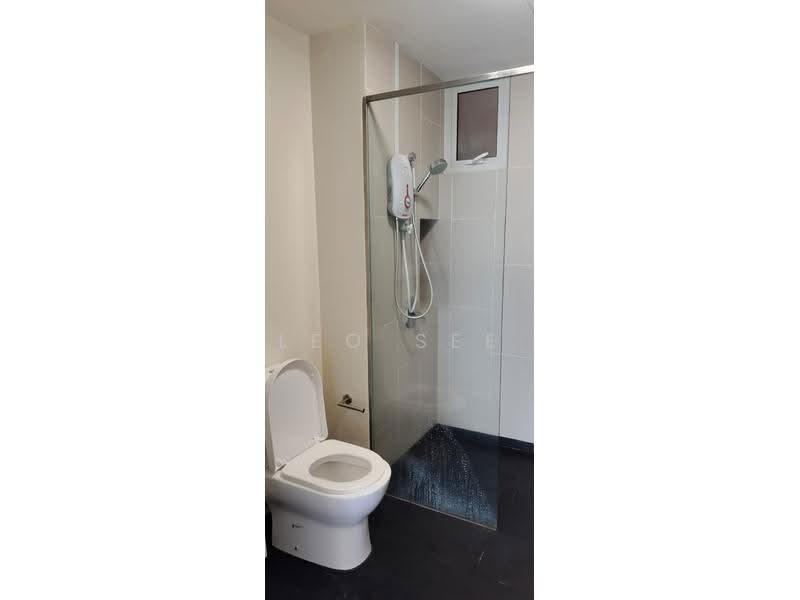 Kediaman Servis untuk Dijual di UNA Serviced Apartment - Leo See - Bathroom - PropertyGuru.com.my