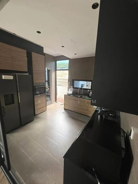 Rumah Berkembar untuk Dijual di Kangkar Pulai (Skudai) - Karl Lim - Kitchen - PropertyGuru.com.my