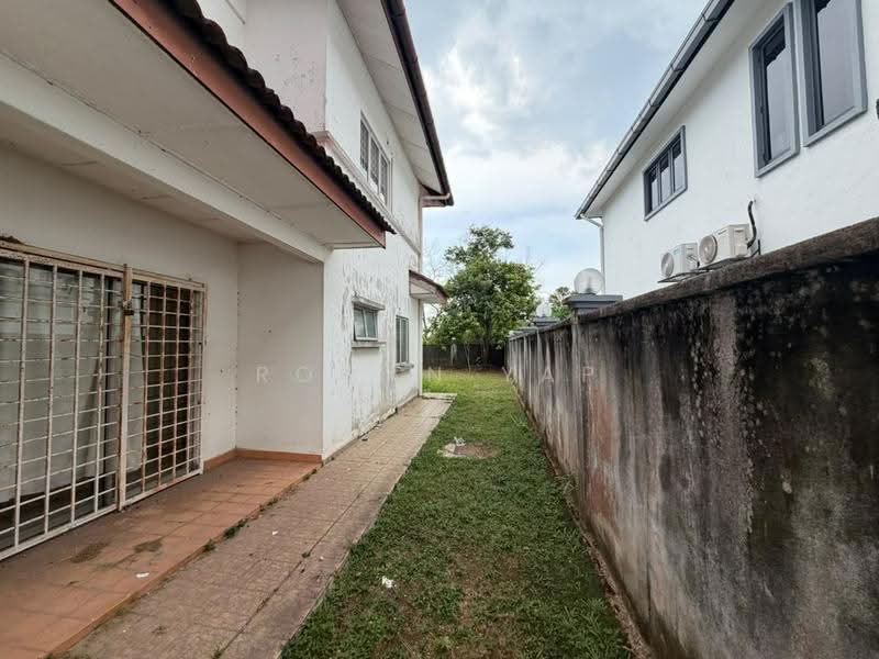 Rumah Teres untuk Dijual di Bandar Country Homes (Rawang) - Roman Yap - PropertyGuru.com.my