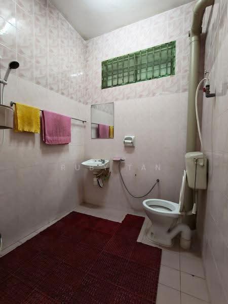 2-storey Terraced House for Sale in Taman Sri Pulai Perdana (Skudai) - Ruby Tan - Bathroom - PropertyGuru.com.my