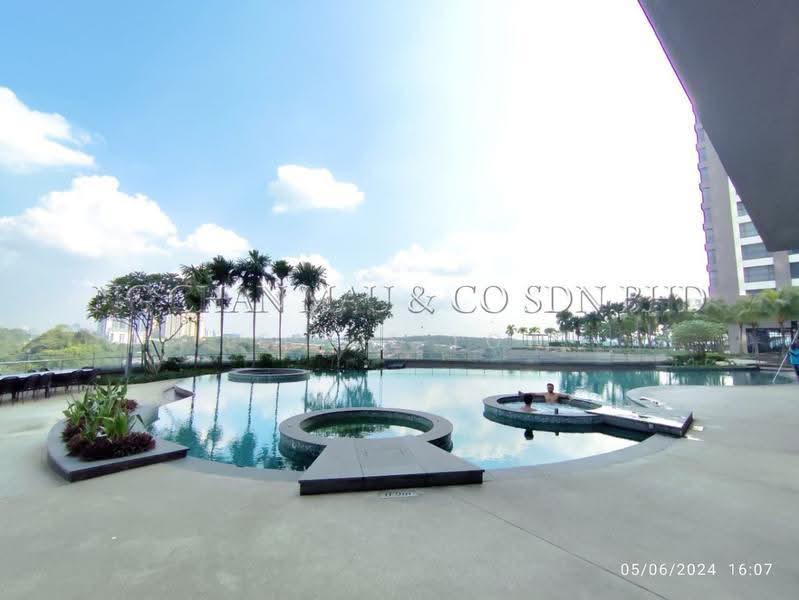 Kondominium untuk Dijual di Cyperus @ Tropicana Gardens - Leslie Low - Pool - PropertyGuru.com.my