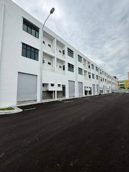 Shop / Office for Rent in Bandar Baru Permas Jaya (Permas Jaya) - Fong Lik - Exterior - PropertyGuru.com.my