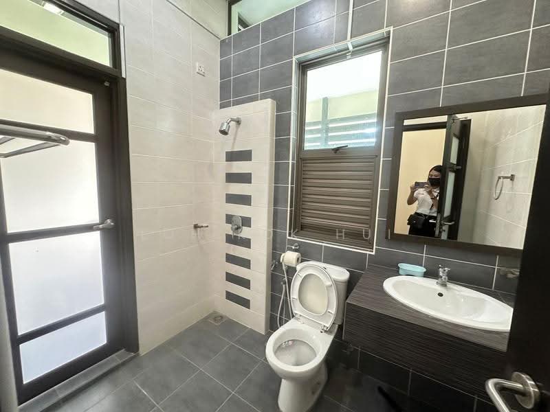 Rumah Banglo untuk Dijual di Ledang Heights (Iskandar Puteri (Nusajaya)) - Loh Kok Hui - Bathroom - PropertyGuru.com.my