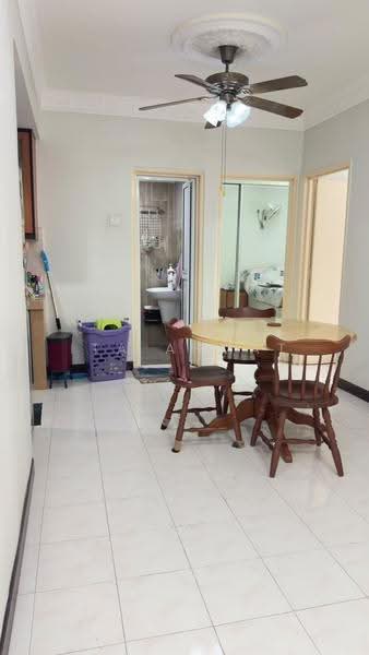 Pangsapuri untuk Dijual di Vista Pinggiran Apartment - ITA AHMAT - Dining Room - PropertyGuru.com.my