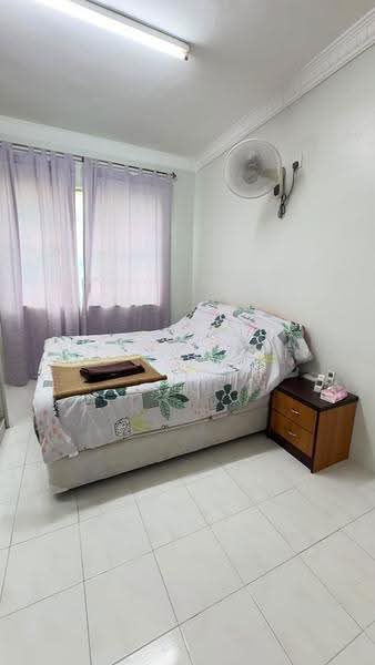 Pangsapuri untuk Dijual di Vista Pinggiran Apartment - ITA AHMAT - Bedroom - PropertyGuru.com.my
