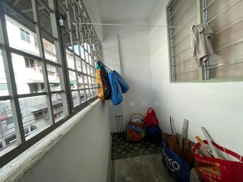 Flat for Sale at Jinjang Selatan - Coyee Wong - Balcony - PropertyGuru.com.my
