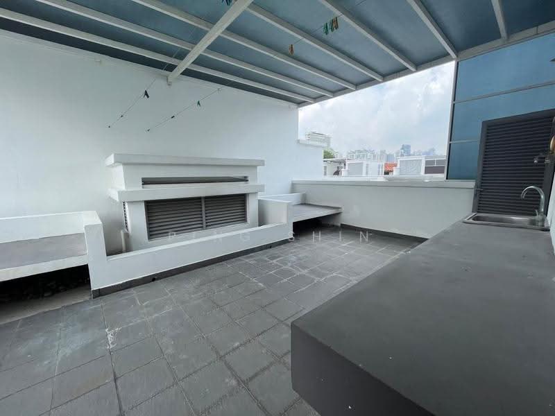 Rumah Bandar untuk Disewa di Taman U Thant (Ampang) - Ping Shin - Balcony - PropertyGuru.com.my