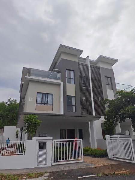 Rumah Banglo untuk Dijual di Selayang (Selangor) - Daniel Yap - Exterior - PropertyGuru.com.my