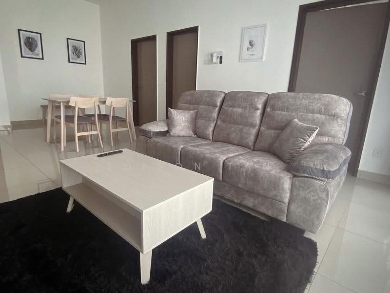 Kediaman Servis untuk Disewa di SkyVille 8 @ Benteng 8 - Edison Tan - Living Room - PropertyGuru.com.my