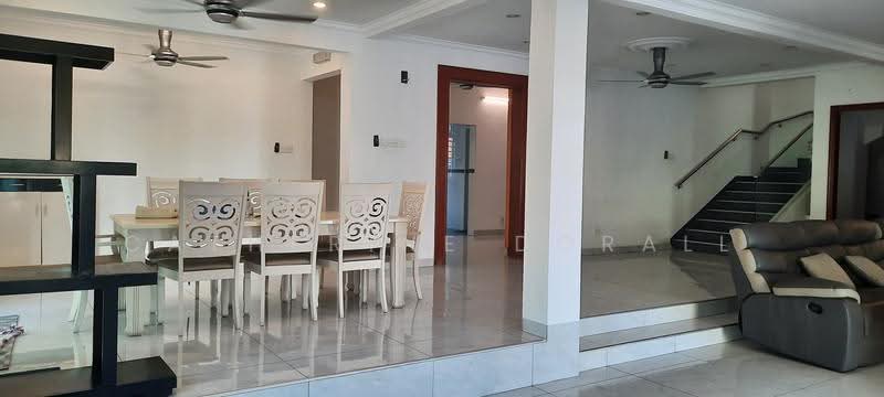 2-storey Terraced House for Sale in Bukit Jelutong (Shah Alam) - Catherine Dorall - Dining Room - PropertyGuru.com.my