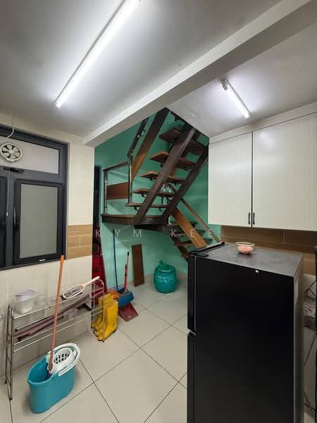 Service Residence for Sale at 8Scape Residence @ Sutera - Kym Kee - Kitchen - PropertyGuru.com.my