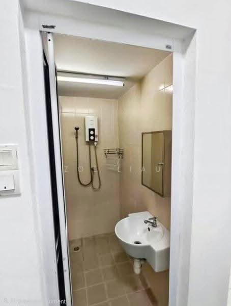 Apartment for Sale at Taman Bukit Erskine - Zoe Liau - Bathroom - PropertyGuru.com.my