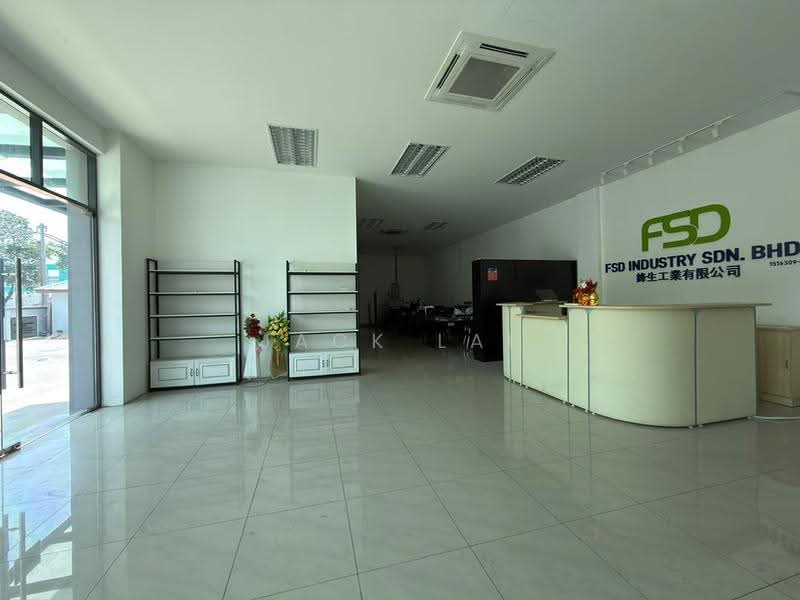 Detached Factory for Rent in Bandar Puncak Alam (Puncak Alam) - Jack Lai - Entrance - PropertyGuru.com.my