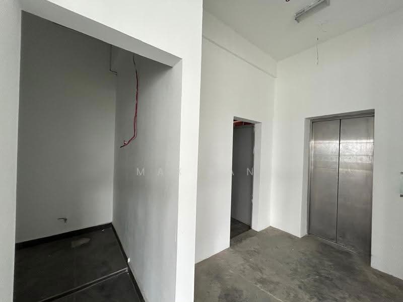Kedai / Pejabat untuk Disewa di Johor Bahru (Johor) - Max Kan - Corridor - PropertyGuru.com.my