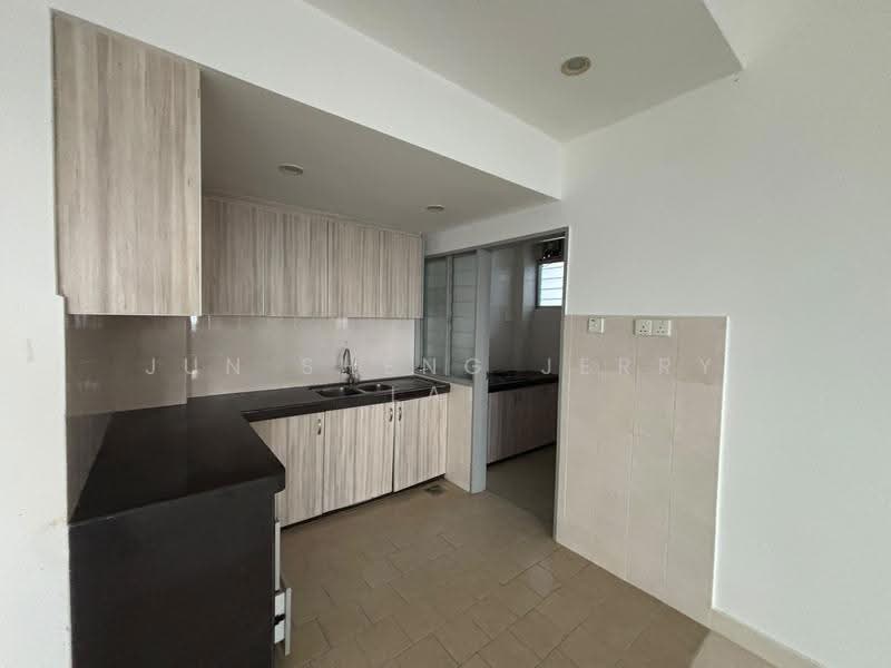 Kondominium untuk Disewa di Lagoon Suites - Jun Sheng Jerry Lai - Kitchen - PropertyGuru.com.my