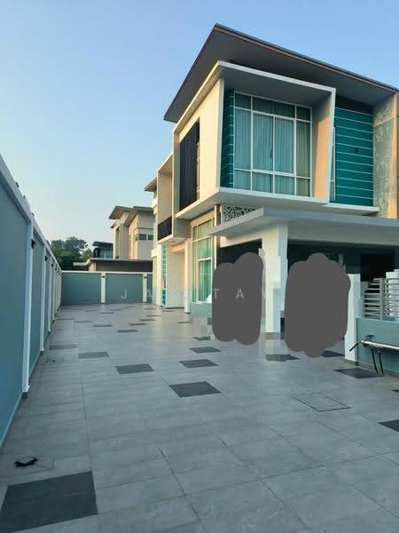 Semi-Detached House for Sale in Johor Bahru (Johor) - Jas Tay - Exterior - PropertyGuru.com.my