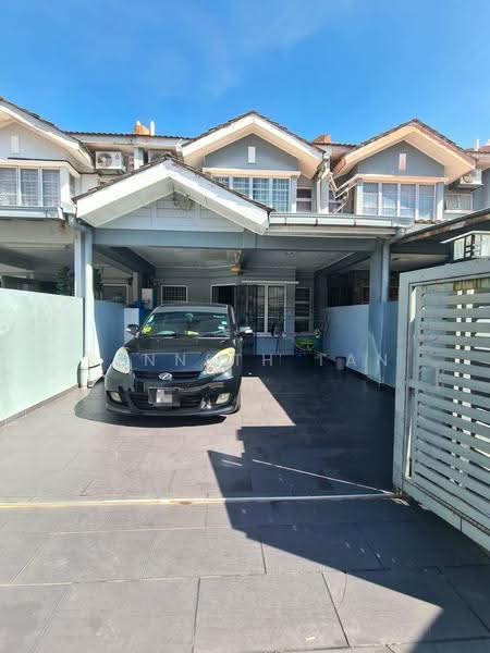 Terraced House for Sale in Puchong (Selangor) - Kenneth Tan - Exterior - PropertyGuru.com.my