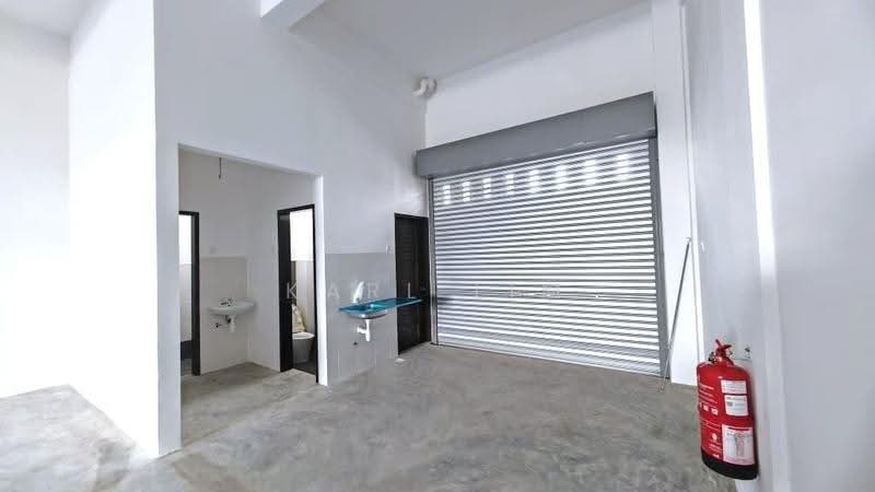 Kedai / Pejabat untuk Disewa di Taman Kota Masai (Pasir Gudang) - Karl Lim - Bathroom - PropertyGuru.com.my