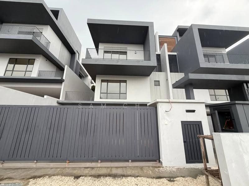 Rumah Berkembar untuk Dijual di Bukit Wangsamas (Setiawangsa) - Sam Chiw - Exterior - PropertyGuru.com.my