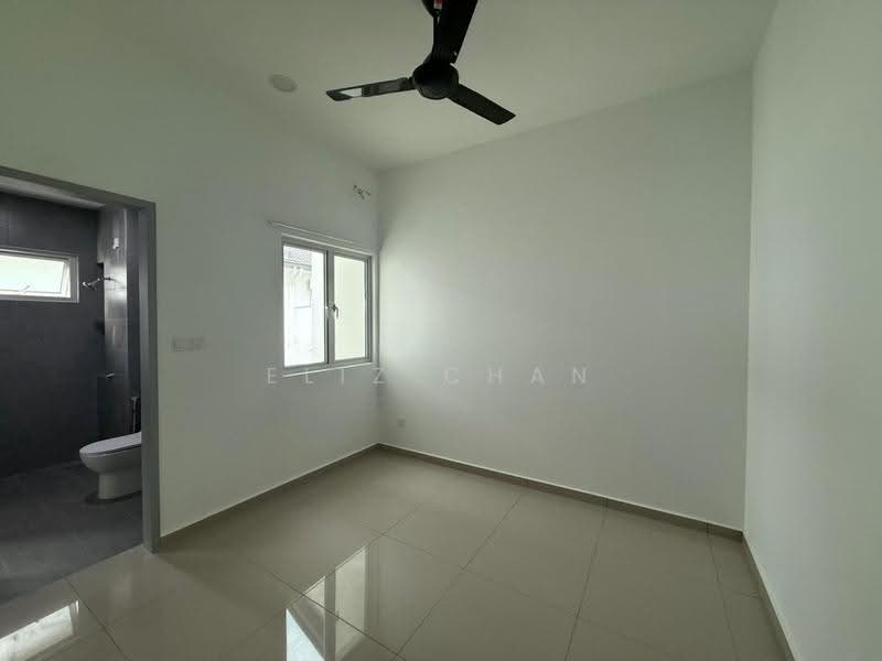 2-storey Terraced House for Rent in Bandar Gamuda Gardens (Rawang) - Eliz Chan - Bathroom - PropertyGuru.com.my