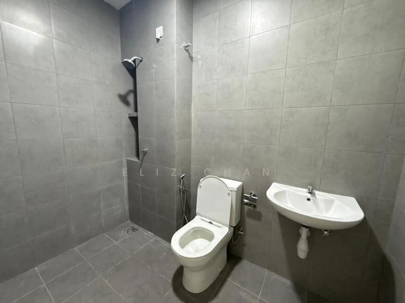 2-storey Terraced House for Rent in Bandar Gamuda Gardens (Rawang) - Eliz Chan - Bathroom - PropertyGuru.com.my