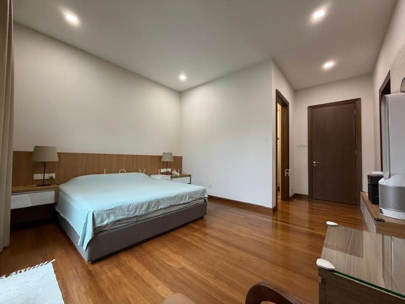 Bungalow House for Sale in Bukit Gita Bayu (Seri Kembangan) - Jovin Cheor - Bedroom - PropertyGuru.com.my