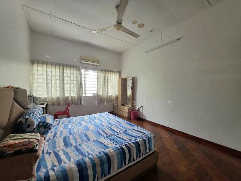 Semi-Detached House for Sale in Medan Terengganu (Jelutong) - Fennie Seow - PropertyGuru.com.my