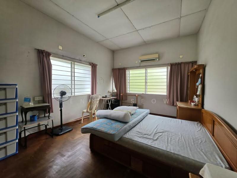 Semi-Detached House for Sale in Medan Terengganu (Jelutong) - Fennie Seow - Bedroom - PropertyGuru.com.my