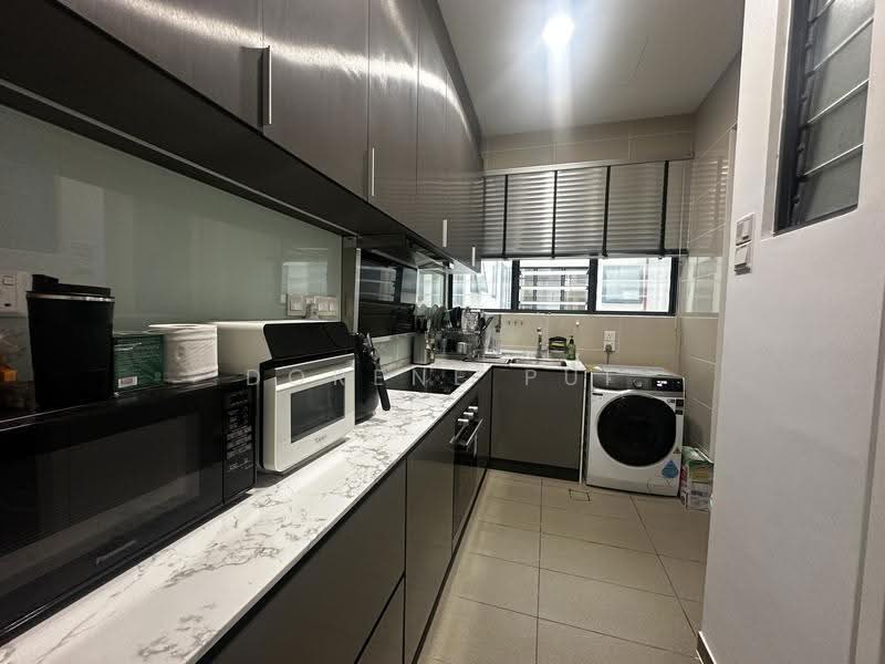 Condominium for Sale at Waltz Residences - Dorene Pui - Kitchen - PropertyGuru.com.my