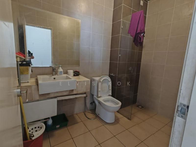 Condominium for Sale at Damansara Foresta - Elvis Kok - Bathroom - PropertyGuru.com.my